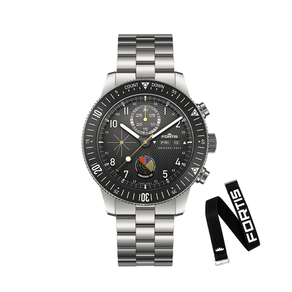 FORTIS Novonaut N-42 - Amadee 24 - The Independent CollectiveFORTIS Novonaut N-42 - Amadee 24